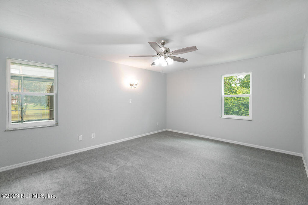 439 Southeast 28th Way Melrose, FL 32666 - Photo 30 of 55 Owner Bedroom_K7A8469-Edit