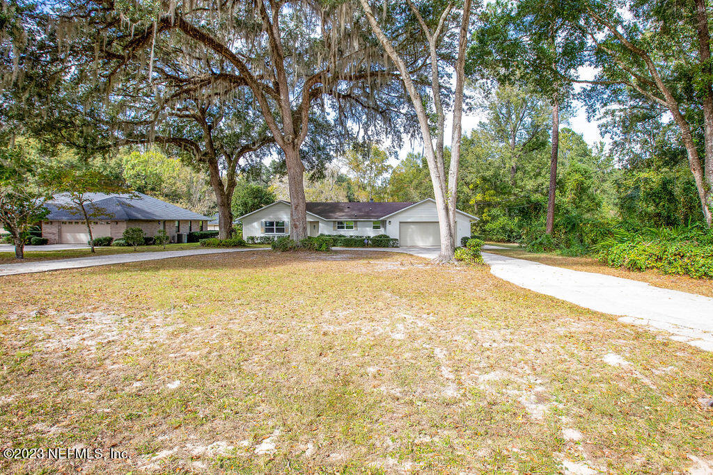 439 Southeast 28th Way Melrose, FL 32666 - Photo 6 of 55 _K7A8893-Edit-2