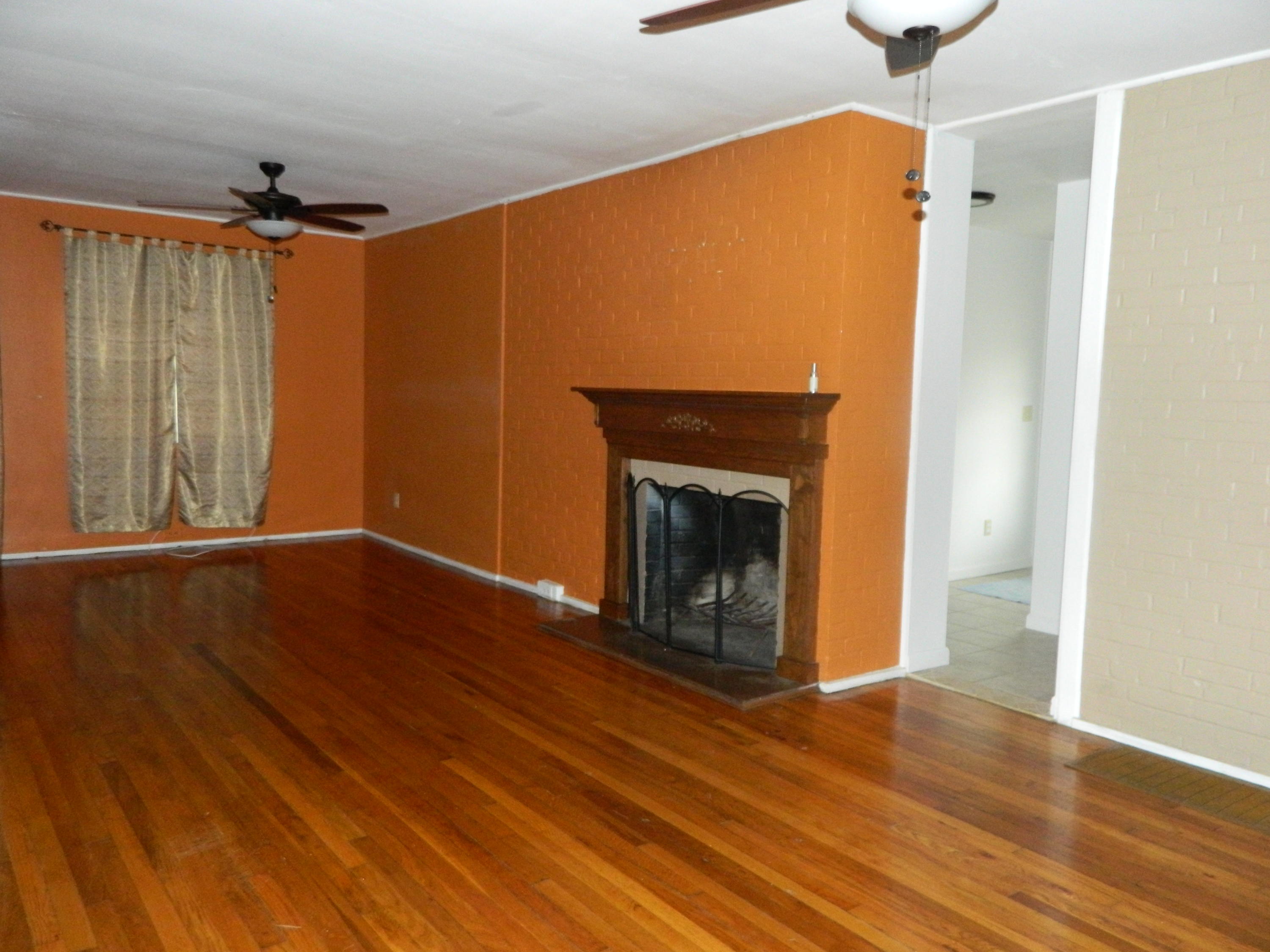 711 Florida Avenue Oak Ridge, TN 37830 - Photo 4 of 13 711 Florida 008