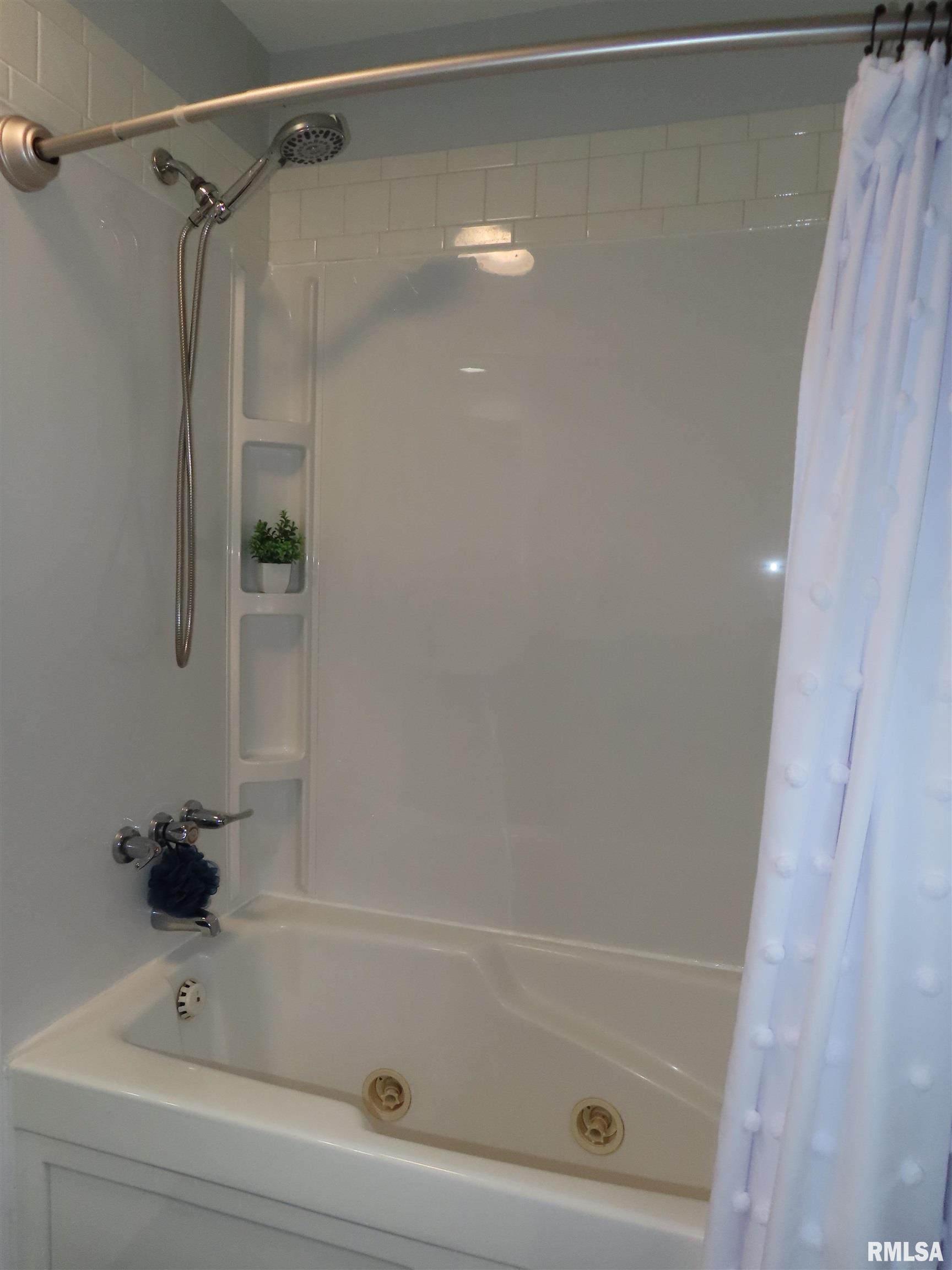 205 South Park Street Alpha, IL 61413 - Photo 35 of 59