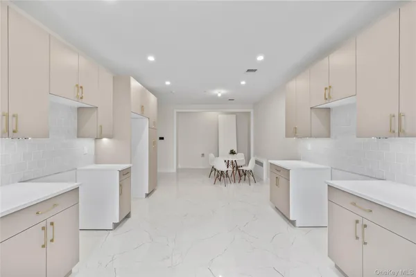 $849,000 | 80 Memorial Park Drive, Unit 202, Spring Valley, NY 10977