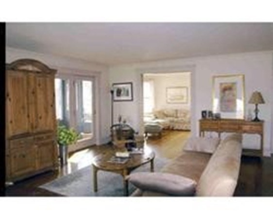 378 Plainfield Road Concord, MA 01742 - Photo 6 of 11 Gallery Image 6