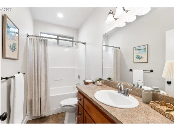 $525,000 | 346 River Loop 1, Eugene, OR 97404