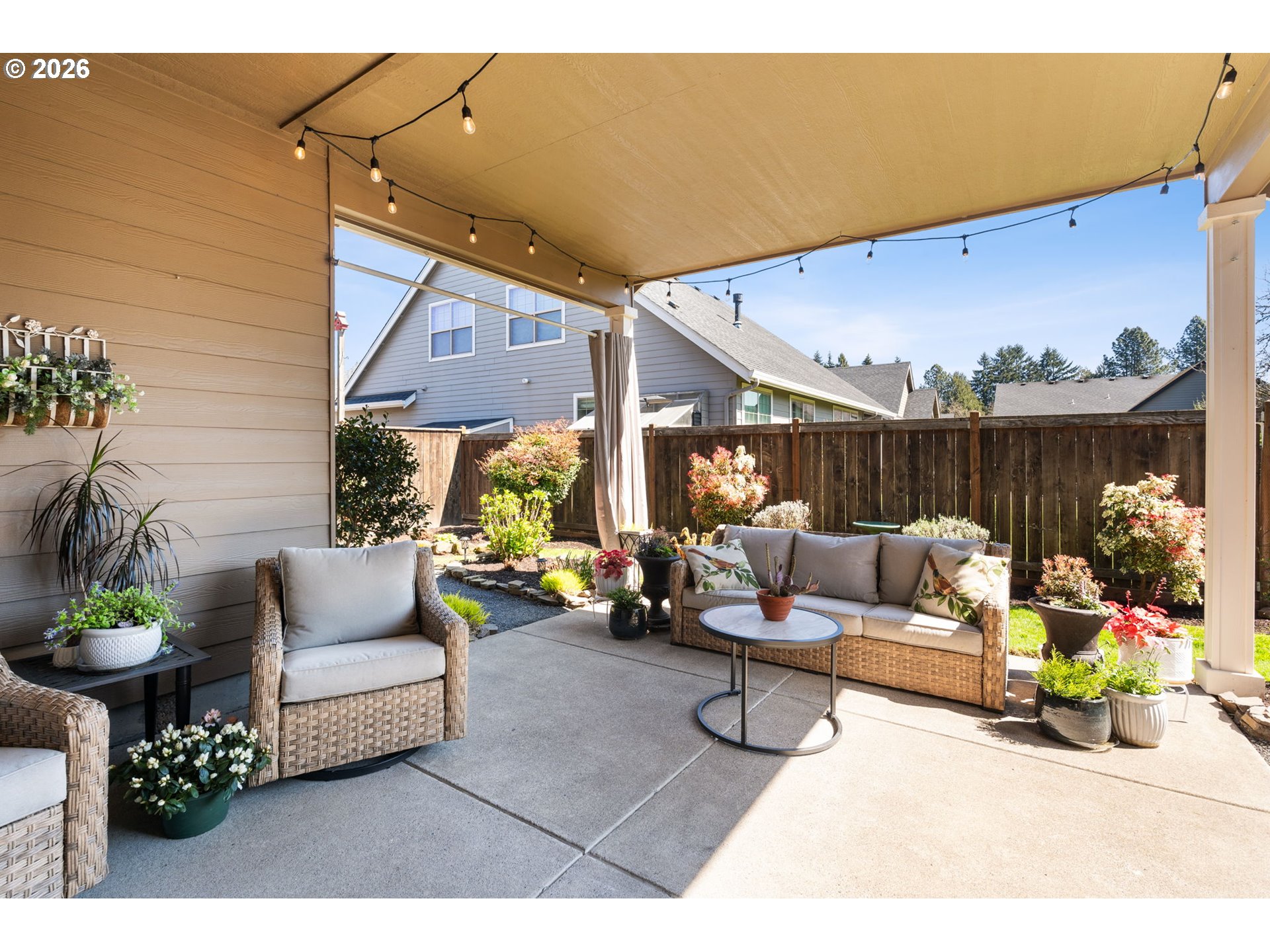 346 River Loop 1 Eugene, OR 97404 - Photo 20 of 22 Covered Patio