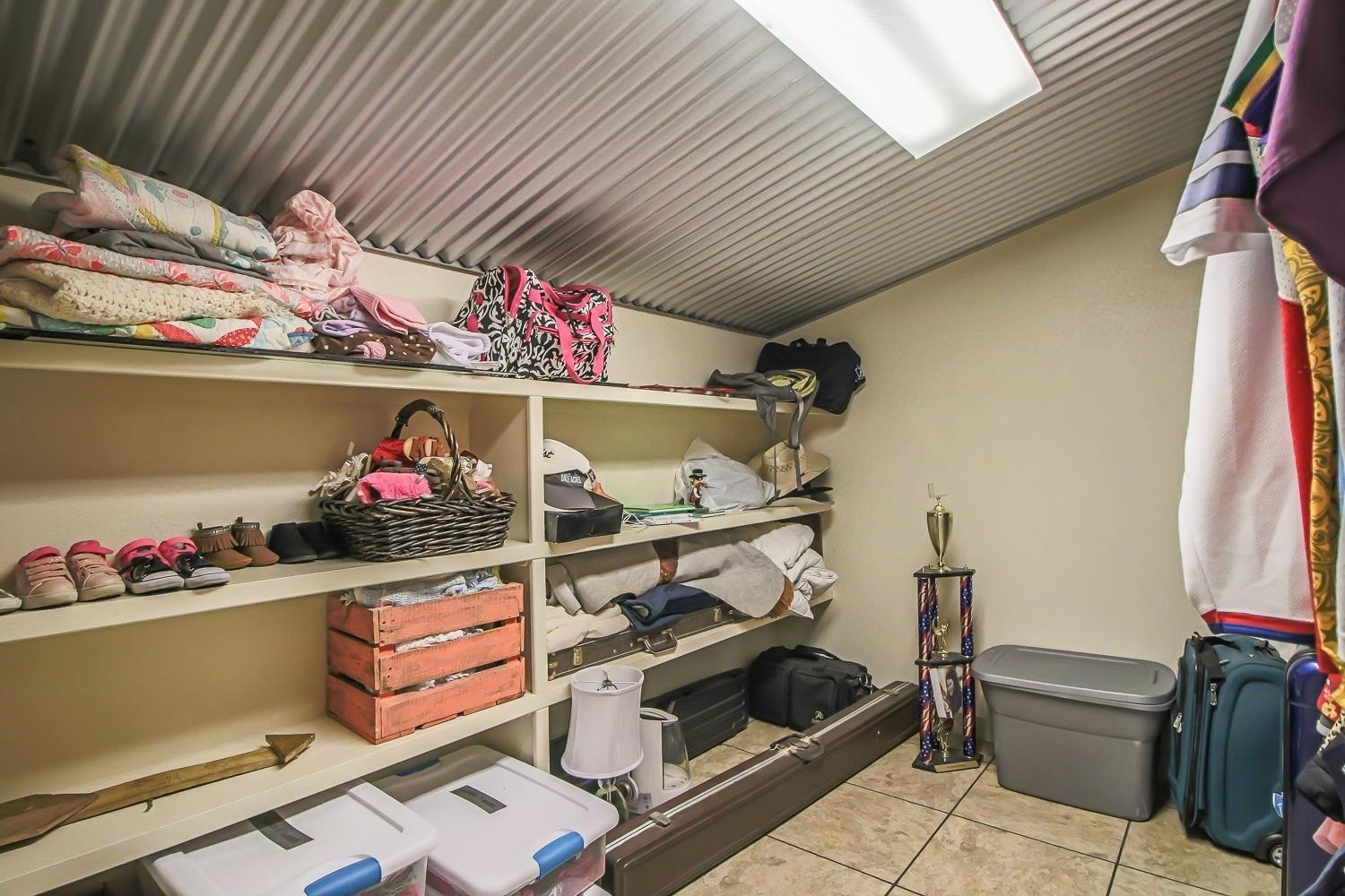 10218 Woodrow Road Ropesville, TX 79358 - Photo 41 of 41 2nd floor guest room #1 closet