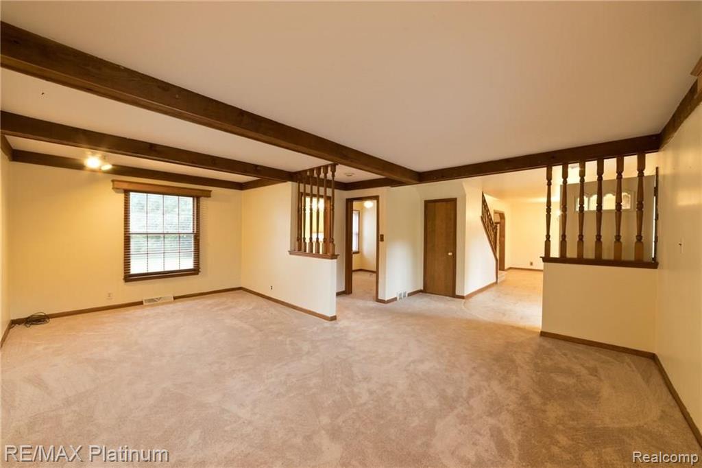 21706 Ruth Street Farmington Hills, MI 48336 - Photo 10 of 32