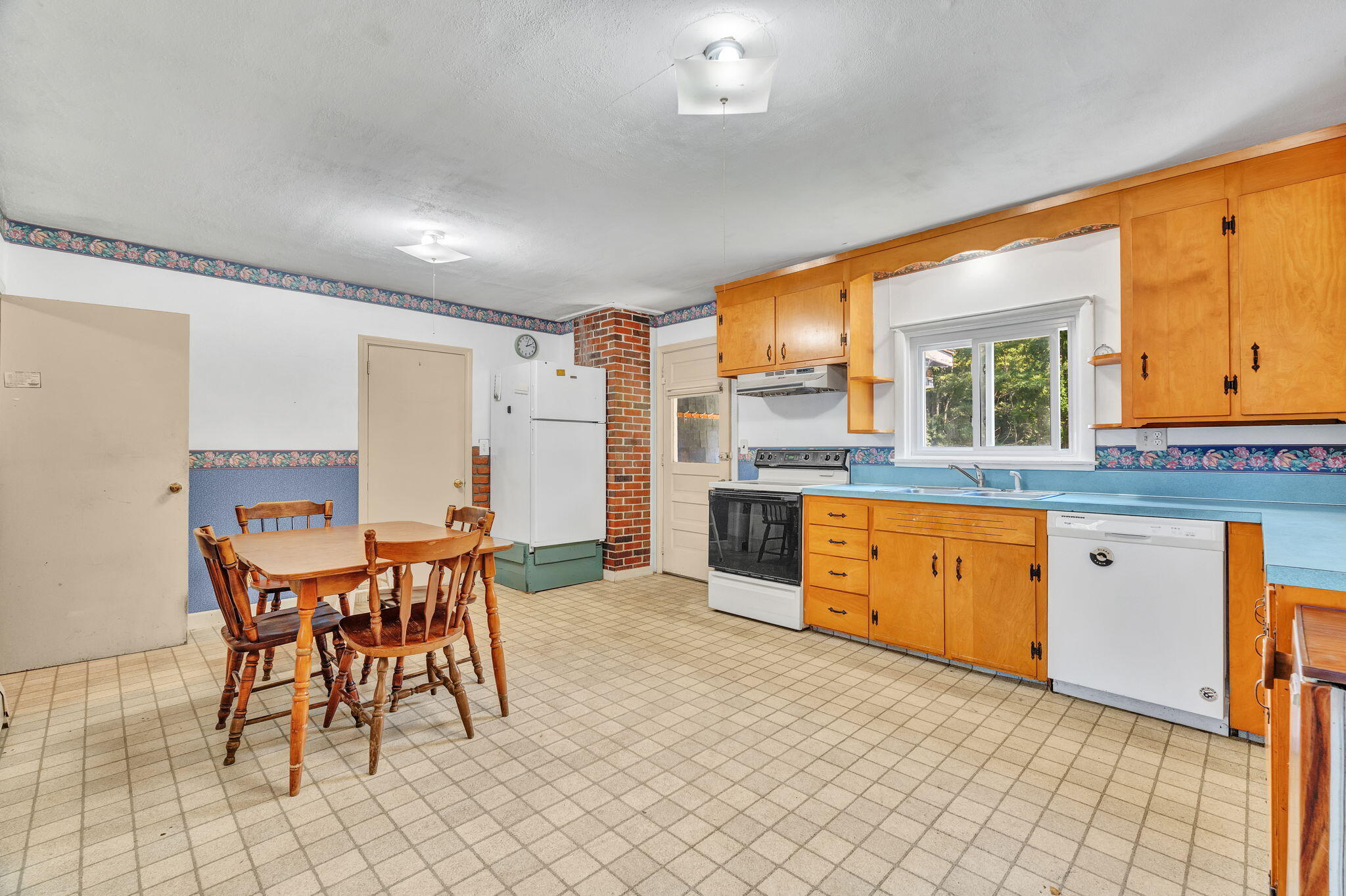 19 Spring Street Yarmouth, ME 04096 - Photo 24 of 62 24-web-or-mls-19-spring-st