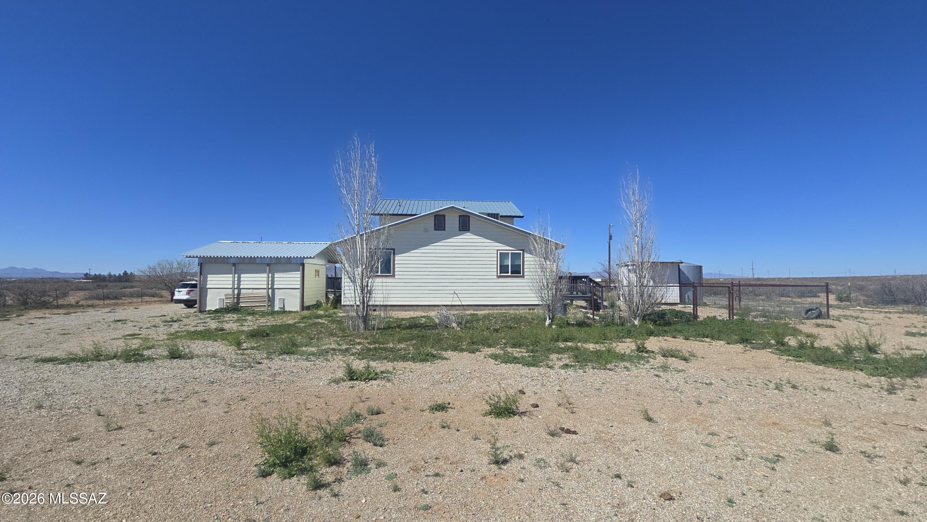 6464 North 6 Gun Road Willcox, AZ 85643 - Photo 25 of 32 rear of home