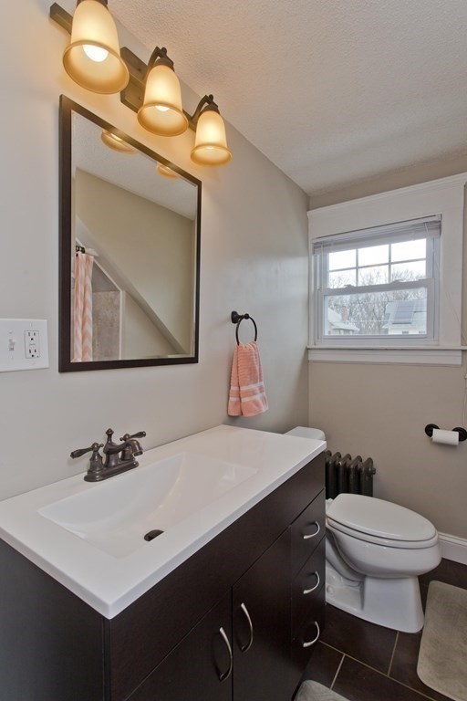 148 Belvidere Street Springfield, MA 01108 - Photo 26 of 41 Gallery Image 26