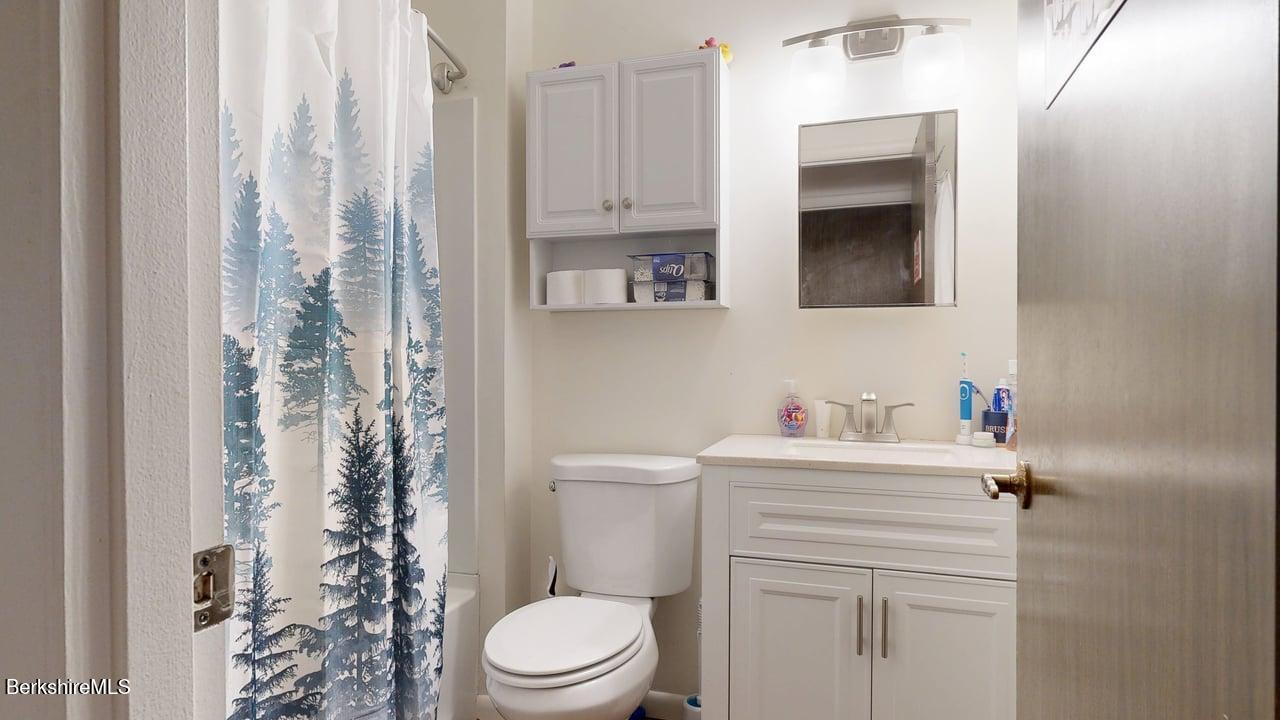58 Churchill Crest Pittsfield, MA 01201 - Photo 22 of 25 IMG_2621