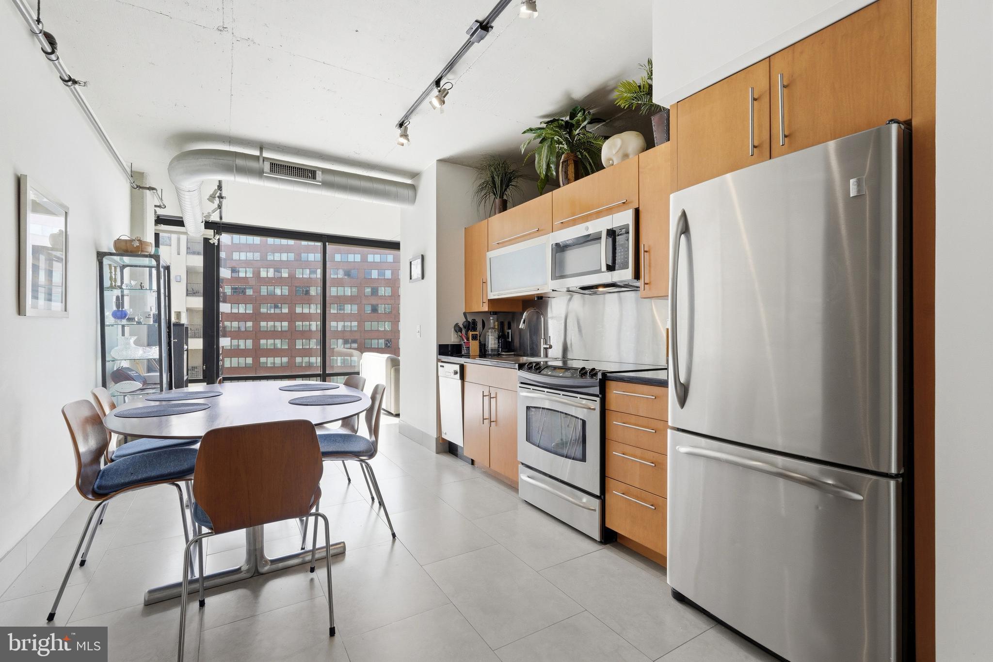 1133 14th Street Northwest, Unit 706 Washington, DC 20005 - Photo 3 of 26