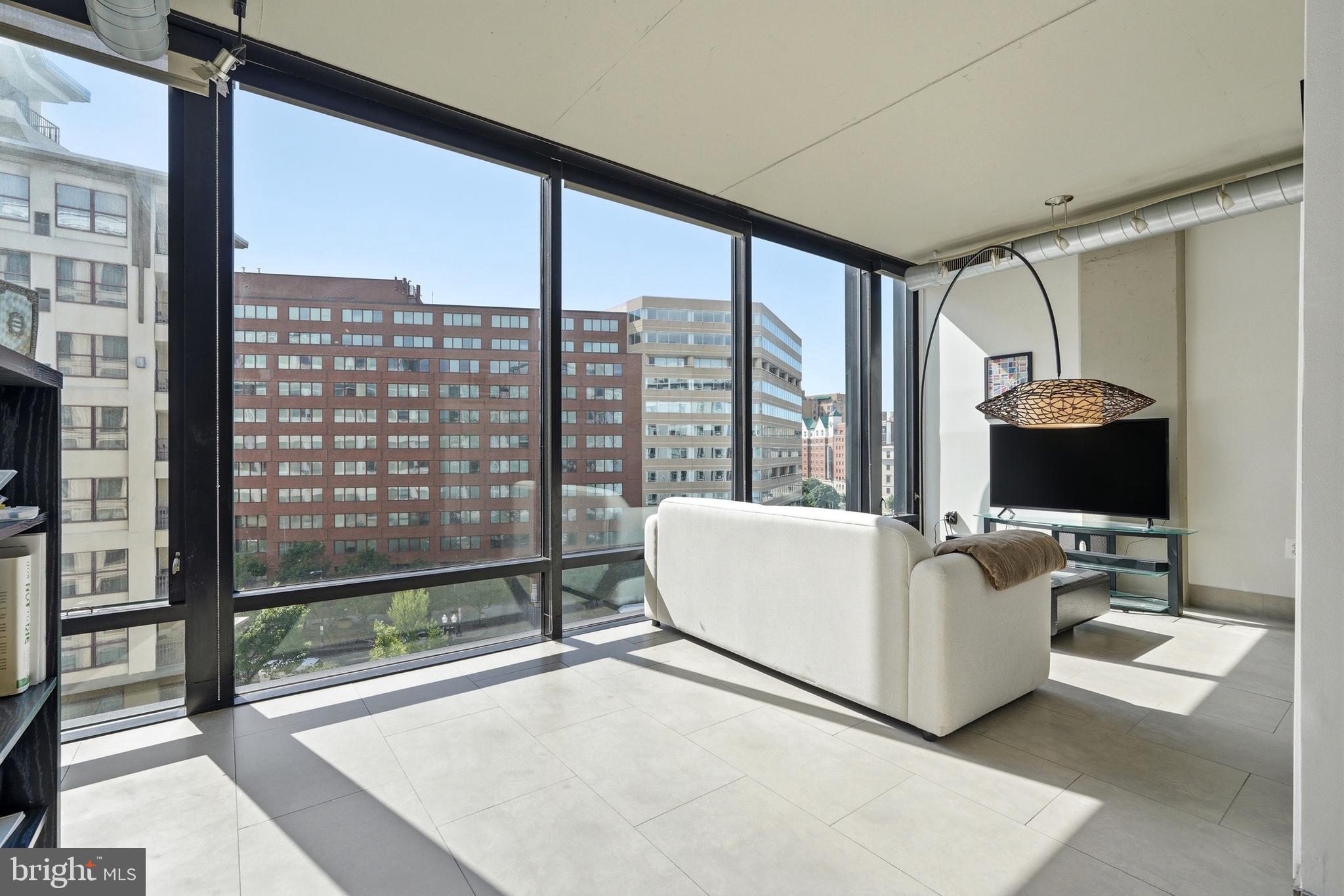 1133 14th Street Northwest, Unit 706 Washington, DC 20005 - Photo 5 of 26
