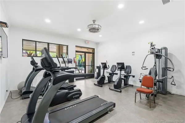 $260,000 | 270 Southwest South River Drive, Unit 106, Stuart, FL 34997