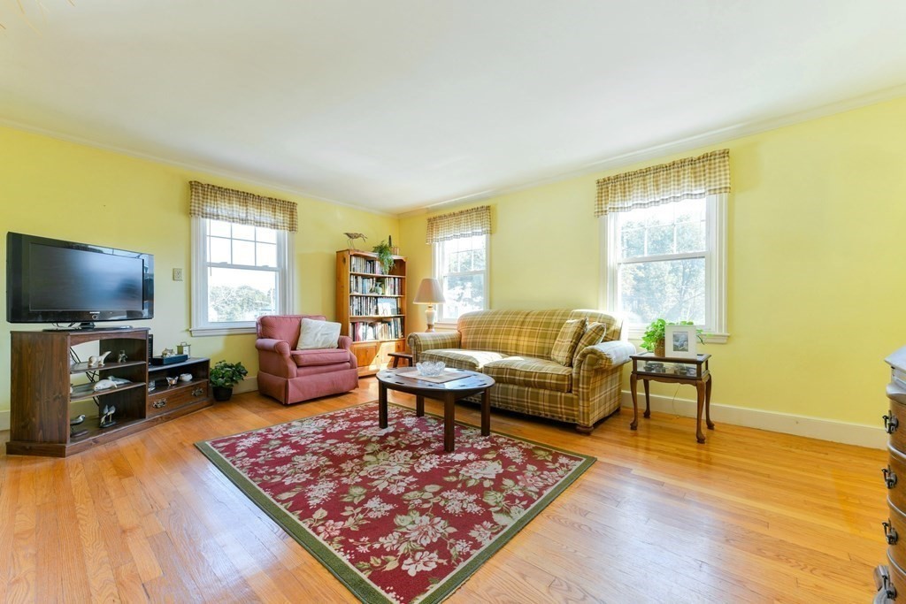 87 Chittick Road Boston, MA 02136 - Photo 21 of 34 Gallery Image 21
