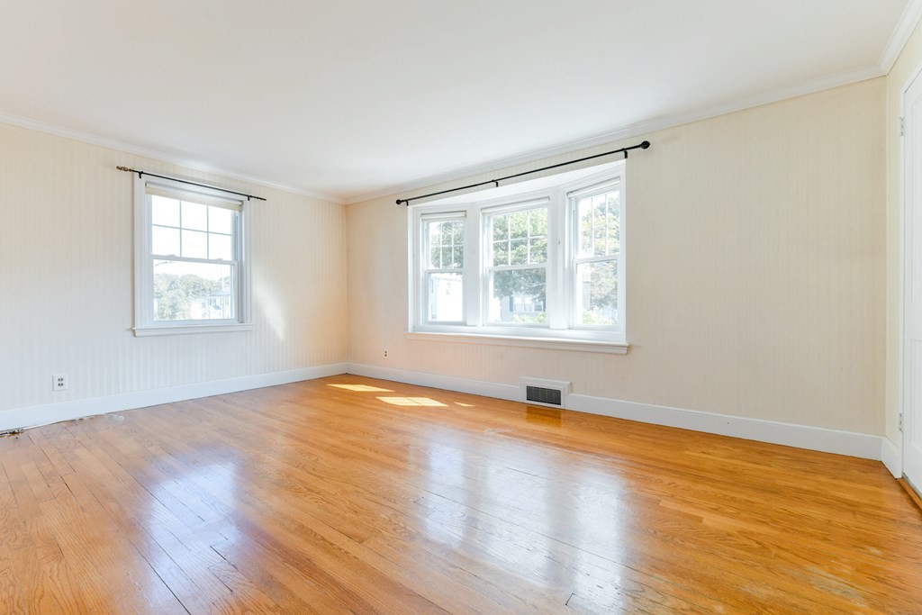 87 Chittick Road Boston, MA 02136 - Photo 8 of 34 Gallery Image 8