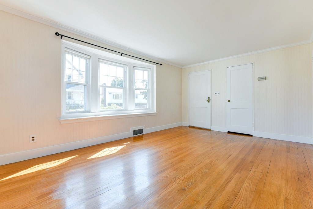 87 Chittick Road Boston, MA 02136 - Photo 10 of 34 Gallery Image 10