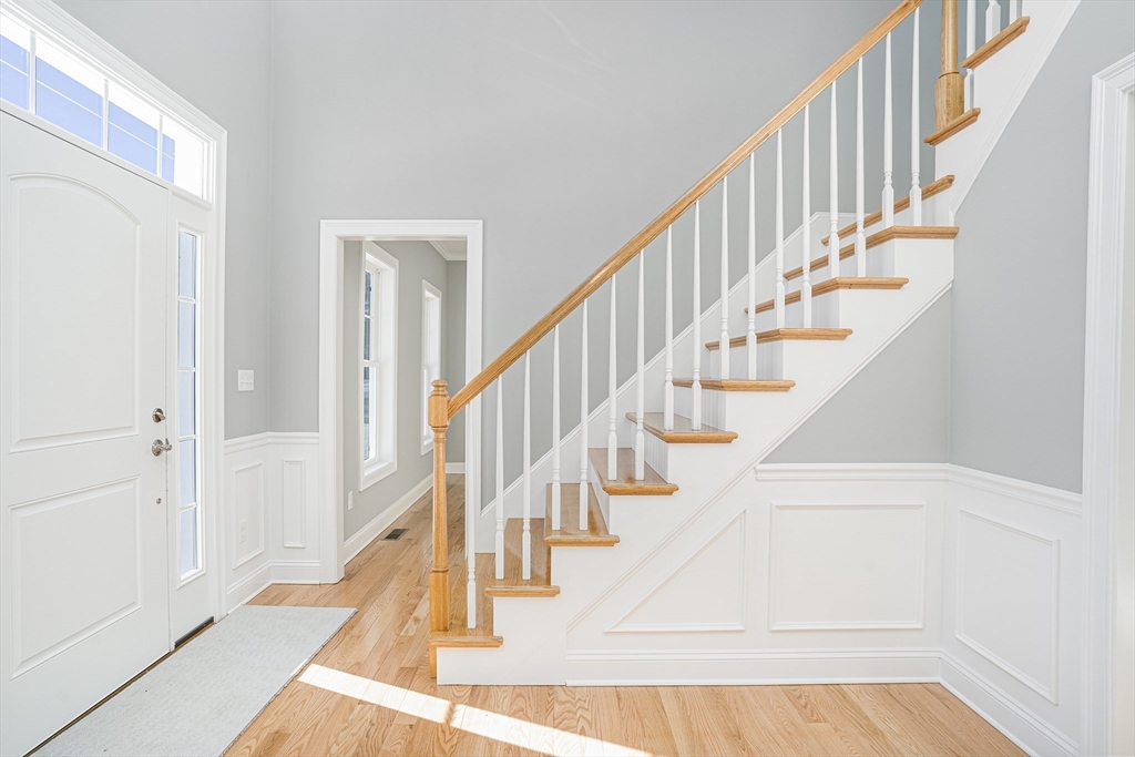 11 Cherry Tree Lane Attleboro, MA 02703 - Photo 6 of 10