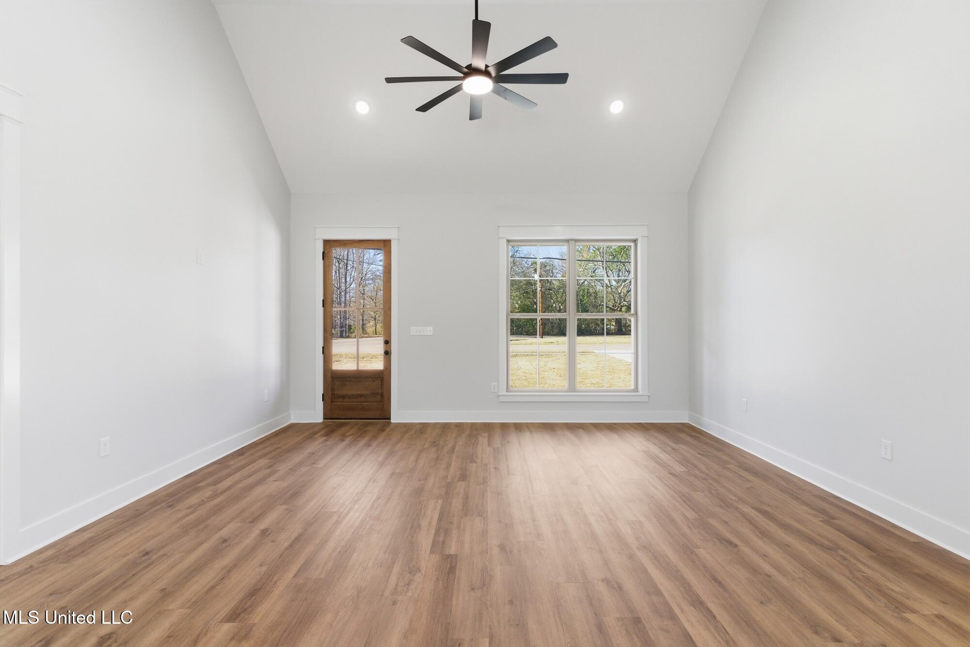 2070 Old Richton Road Petal, MS 39465 - Photo 5 of 25 5