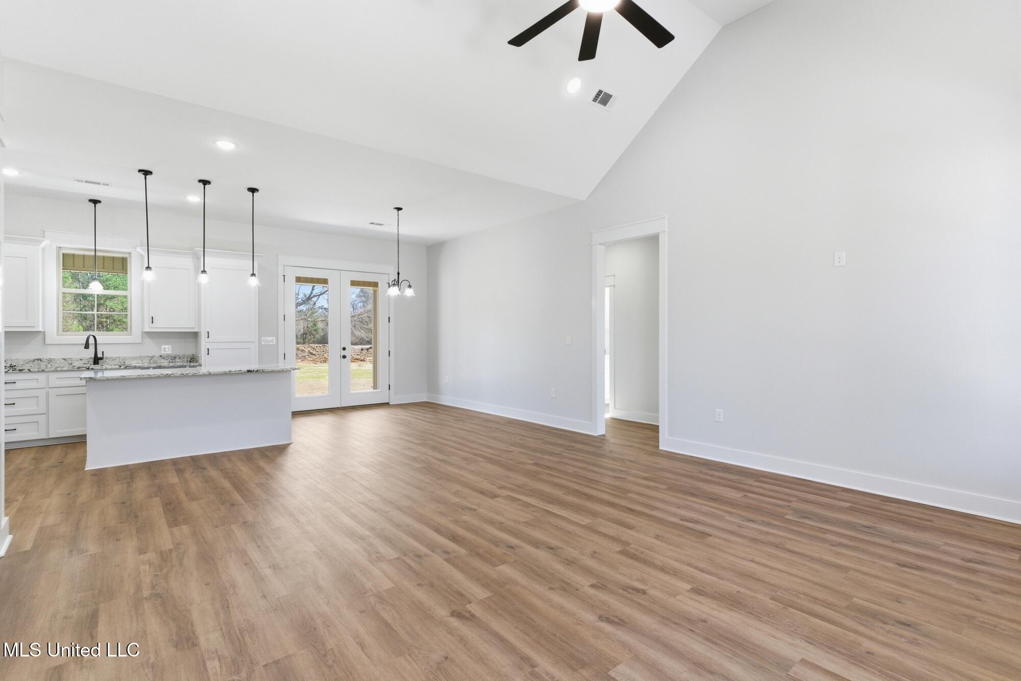 2070 Old Richton Road Petal, MS 39465 - Photo 6 of 27 6