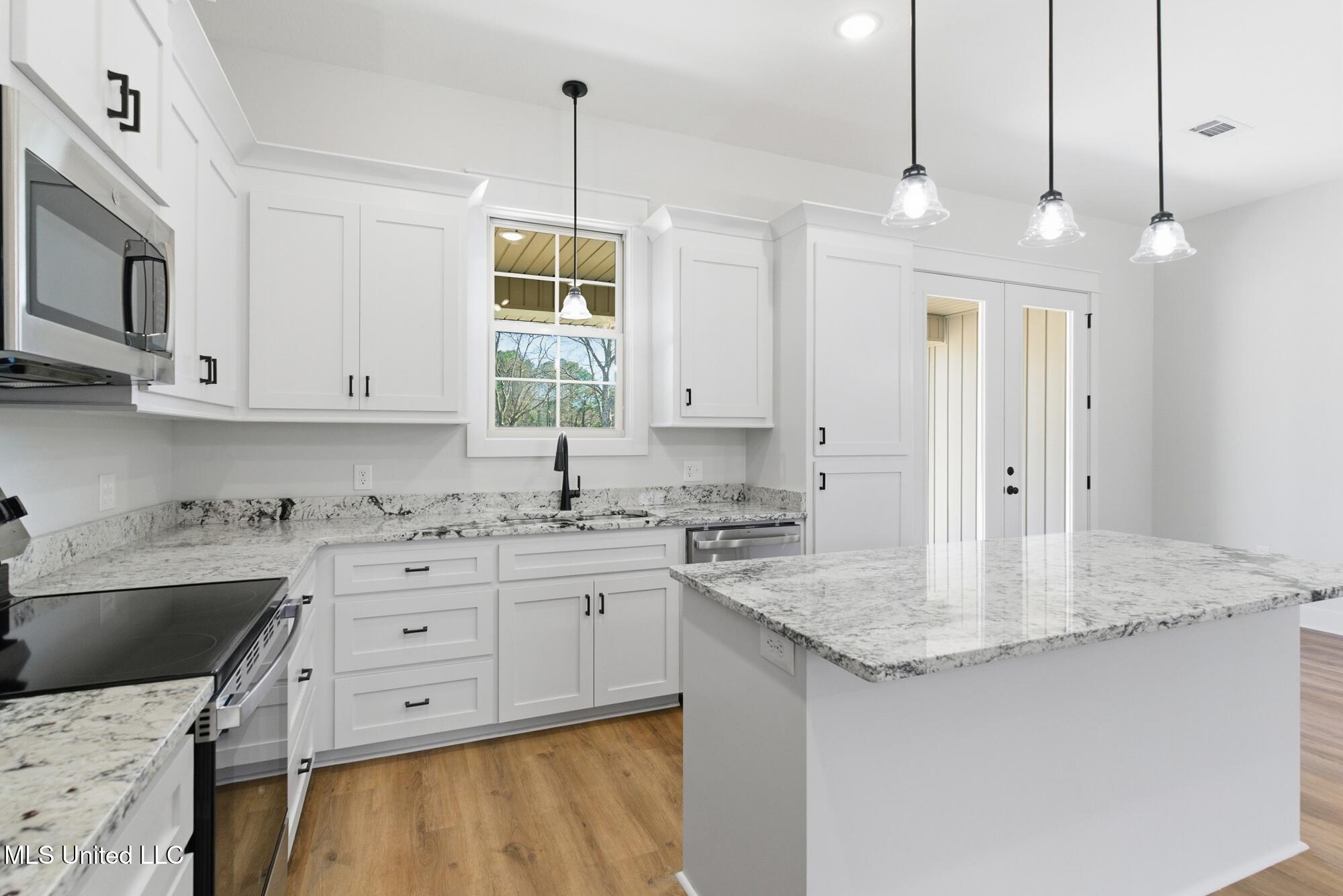 2070 Old Richton Road Petal, MS 39465 - Photo 9 of 25 9