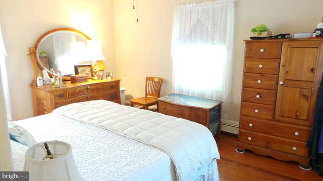 7200 Highbridge Road Bowie, MD 20720 - Photo 15 of 26 Bedroom (Master)