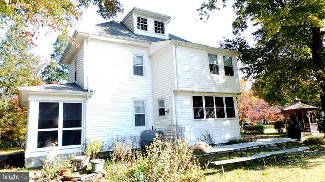 7200 Highbridge Road Bowie, MD 20720 - Photo 5 of 26 Back of House