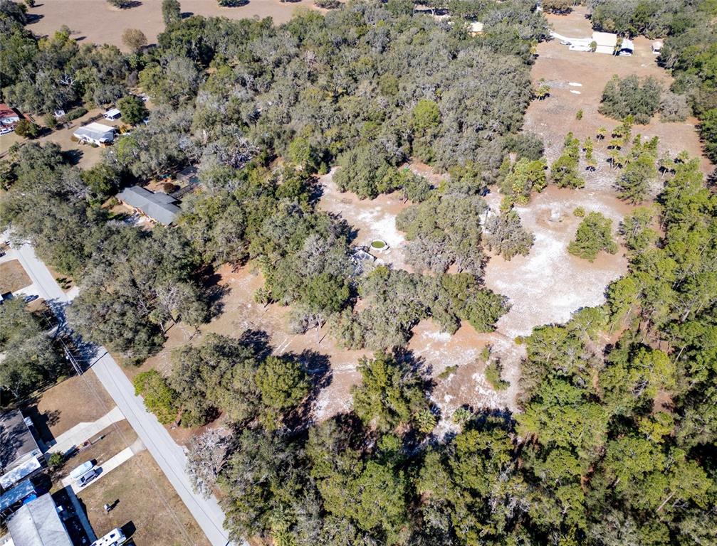 8725 Treasure Island Road Leesburg, FL 34788 - Photo 27 of 27 a view of outside area