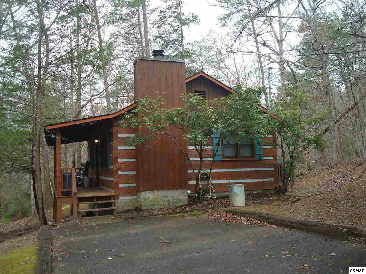 2231 Hidden Mountain Road, Unit SPLENDIDISOLATION Sevierville, TN 37876 - Photo 1 of 27 Gallery Image 1