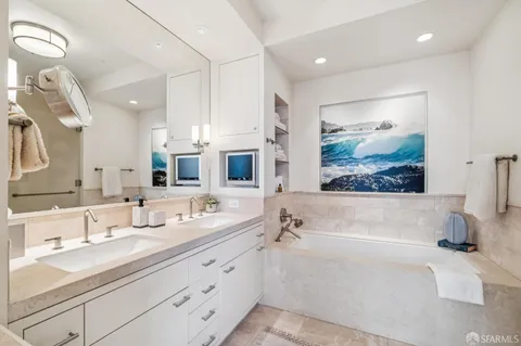 $2,200,000 | 690 Market Street, Unit 2404, San Francisco, CA 94104