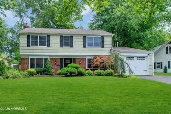 $689,000 | 52 Deerfield Lane, Matawan, NJ 07747