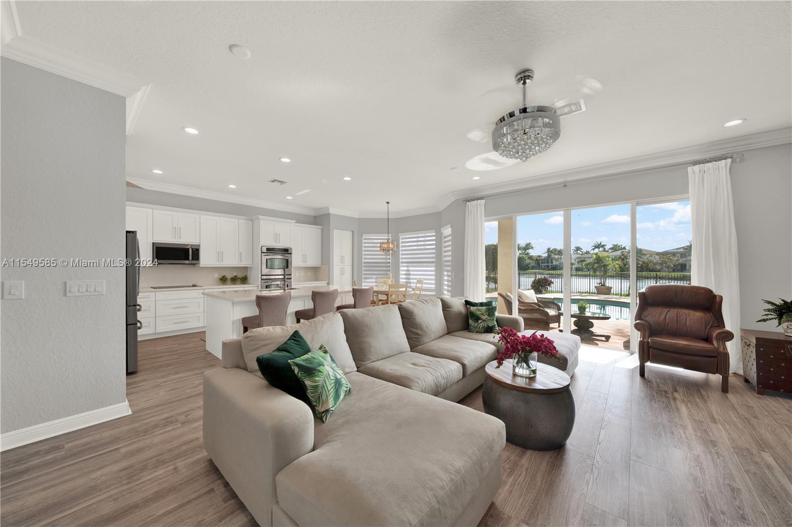 11052 Sunset Ridge Circle Boynton Beach, FL 33473 - Photo 15 of 63 Gallery Image 15
