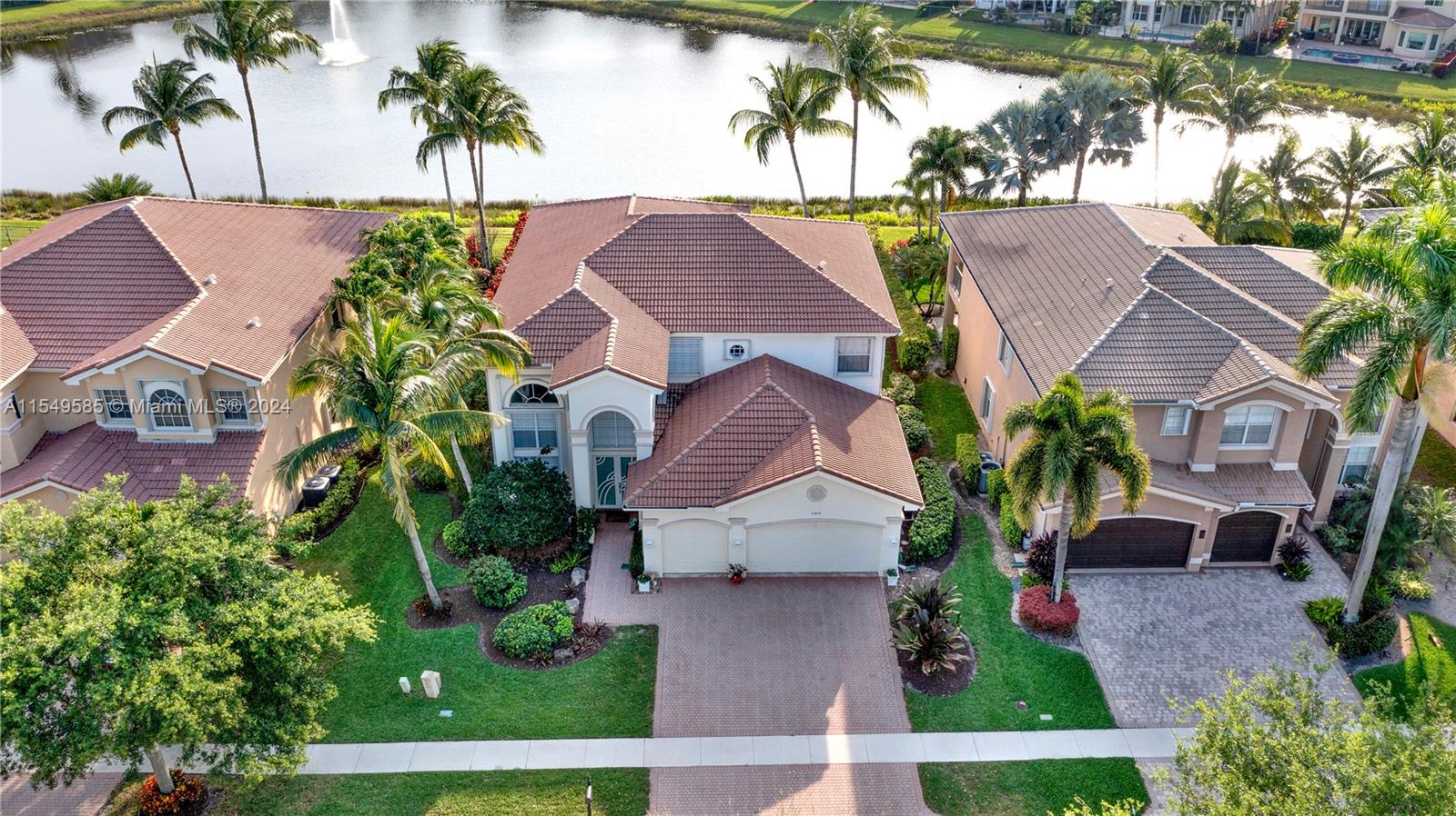 11052 Sunset Ridge Circle Boynton Beach, FL 33473 - Photo 6 of 63 Gallery Image 6