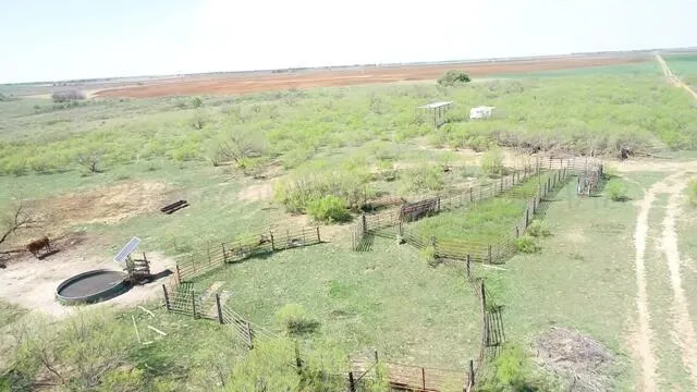 $725,000 | 320 Acres, Quail, TX 79251