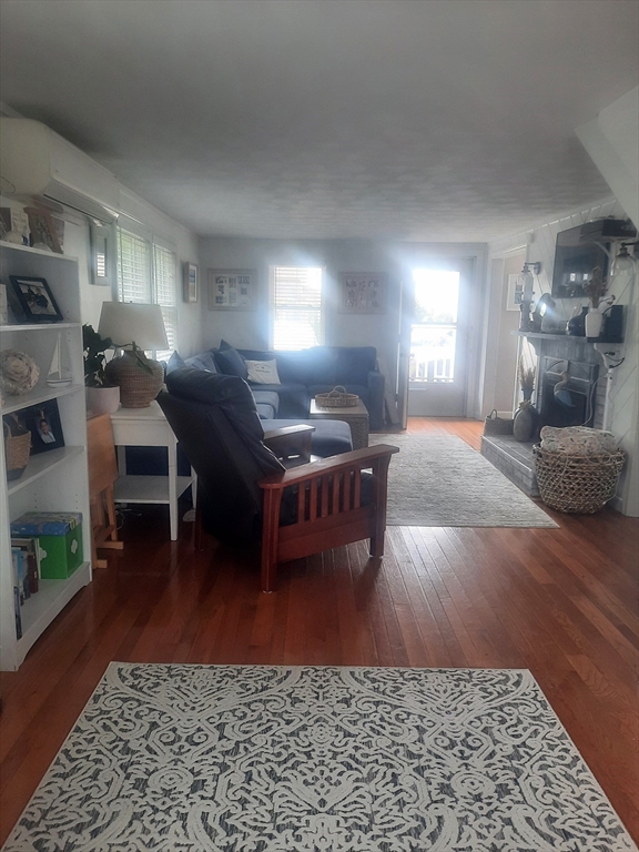 24 Pine Point Road, Unit 24 Duxbury, MA 02332 - Photo 4 of 17