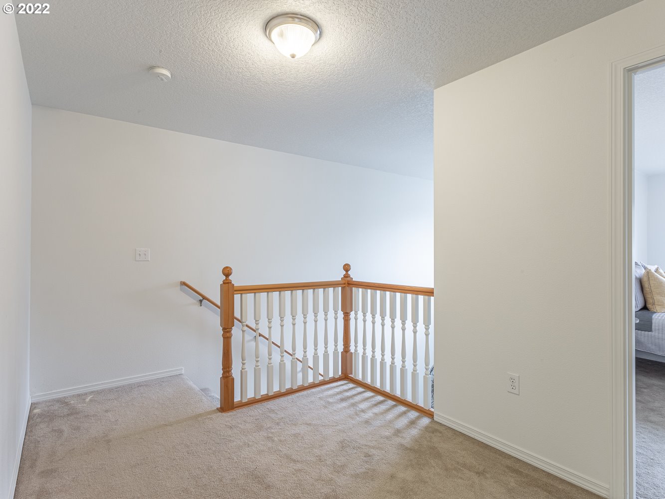 3206 South 2nd Way Ridgefield, WA 98642 - Photo 18 of 32 a view of a hallway