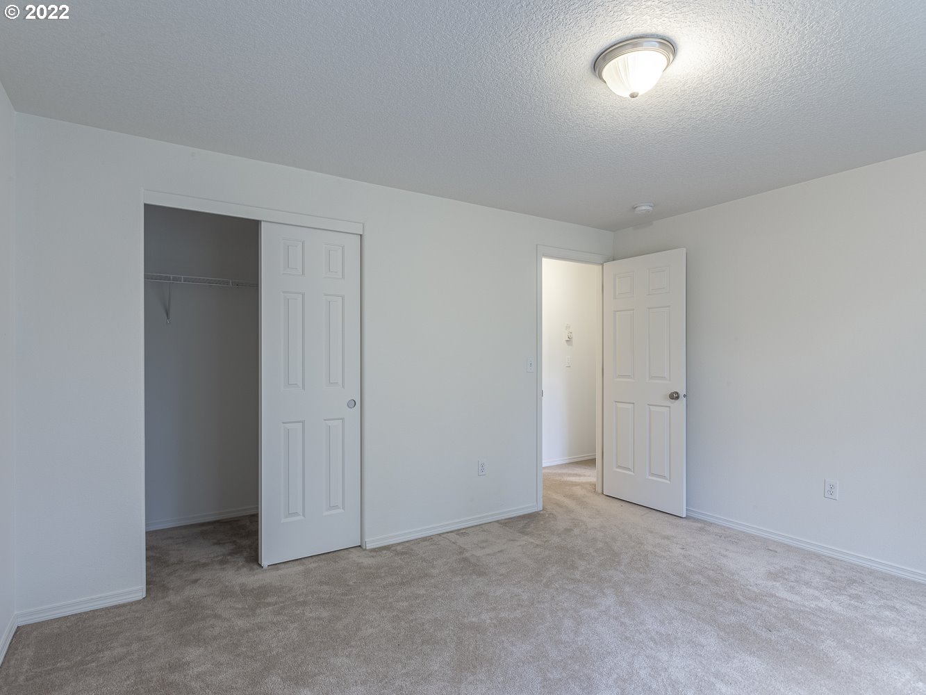 3206 South 2nd Way Ridgefield, WA 98642 - Photo 29 of 32 an empty room with closet area