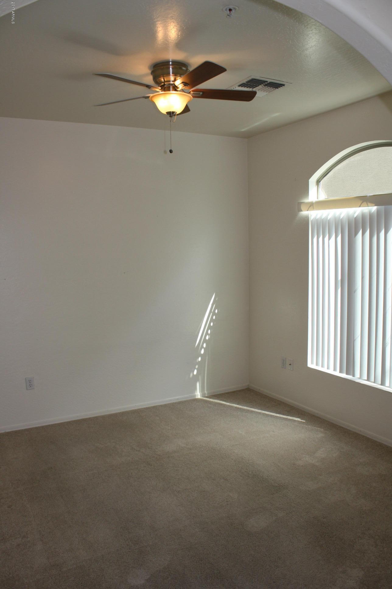 2150 East Bell Road, Unit 1063 Phoenix, AZ 85022 - Photo 6 of 19 IMG_1833