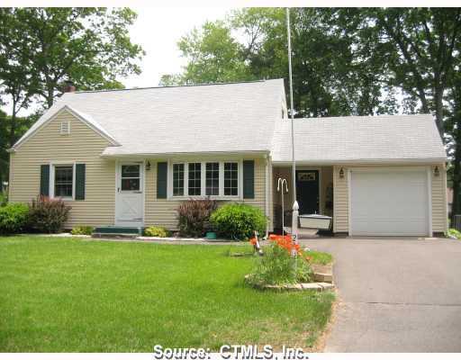 28 Glendale Road Enfield, CT 06082 - Photo 1 of 1 a front view of a house with a yard and porch