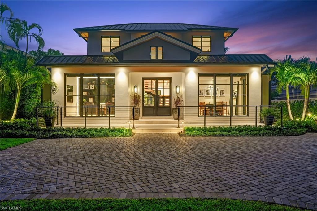 349 2nd Avenue North Naples, FL 34102 - Photo 2 of 40