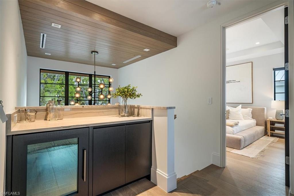 349 2nd Avenue North Naples, FL 34102 - Photo 26 of 40