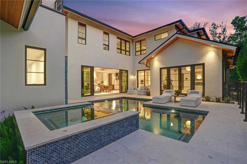 349 2nd Avenue North Naples, FL 34102 - Photo 3 of 40