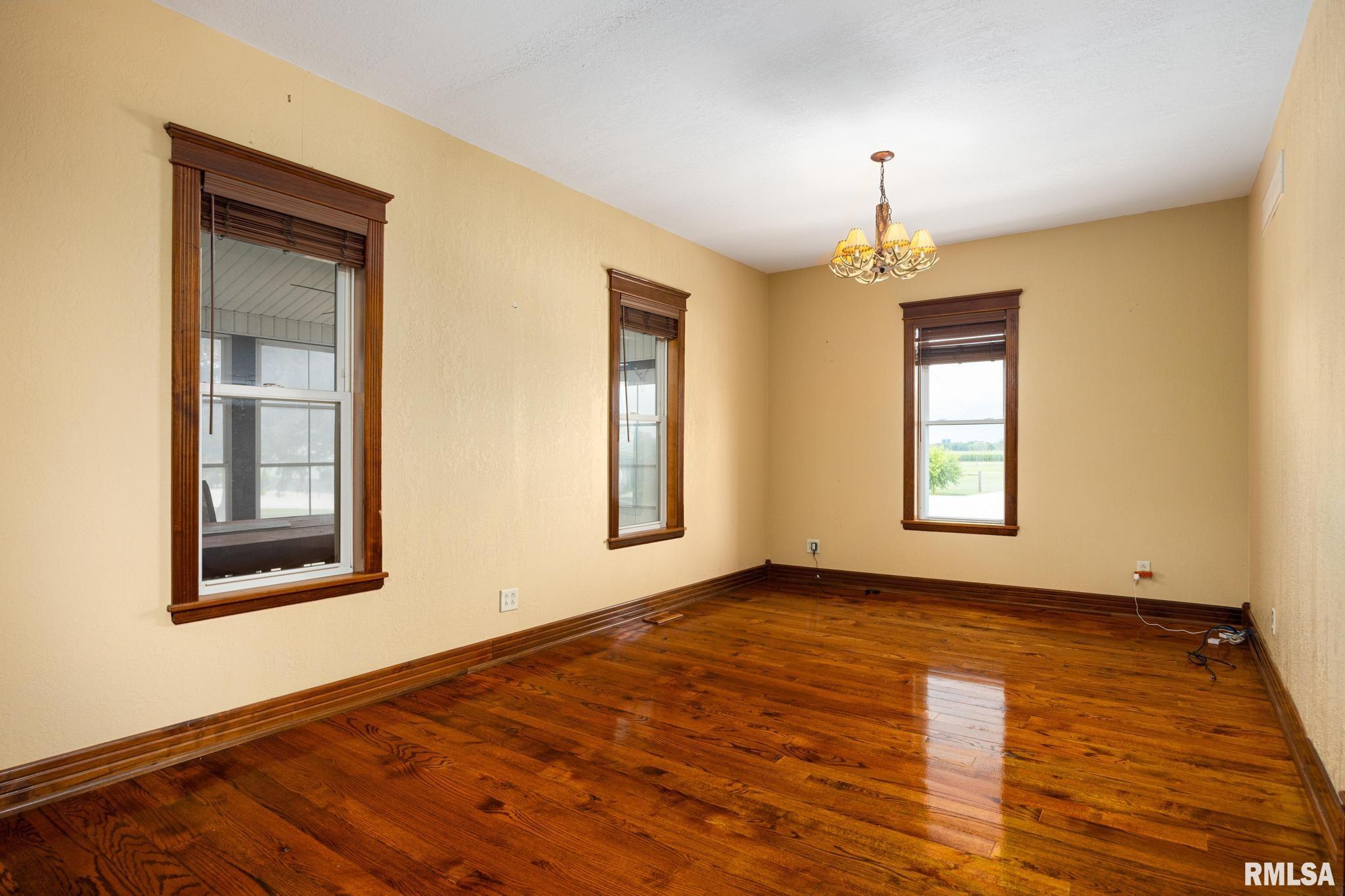 1014 Bricktown Road Lowpoint, IL 61545 - Photo 15 of 65