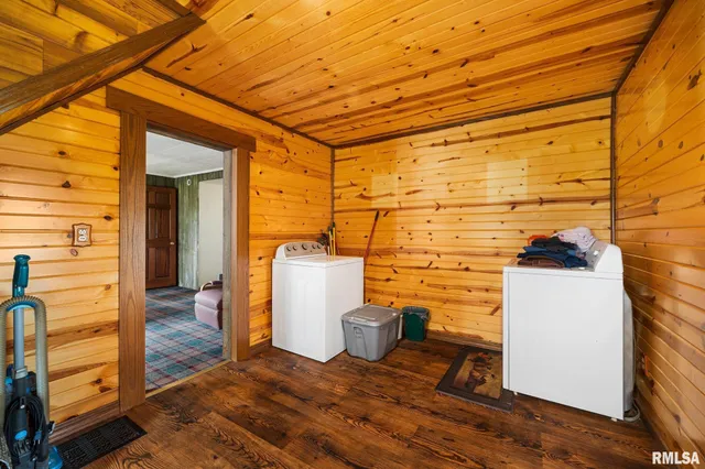 $599,000 | 1014 Bricktown Road, Lowpoint, IL 61545