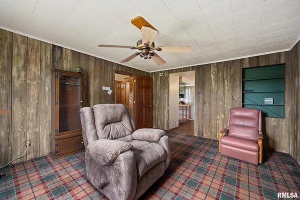 $599,000 | 1014 Bricktown Road, Lowpoint, IL 61545