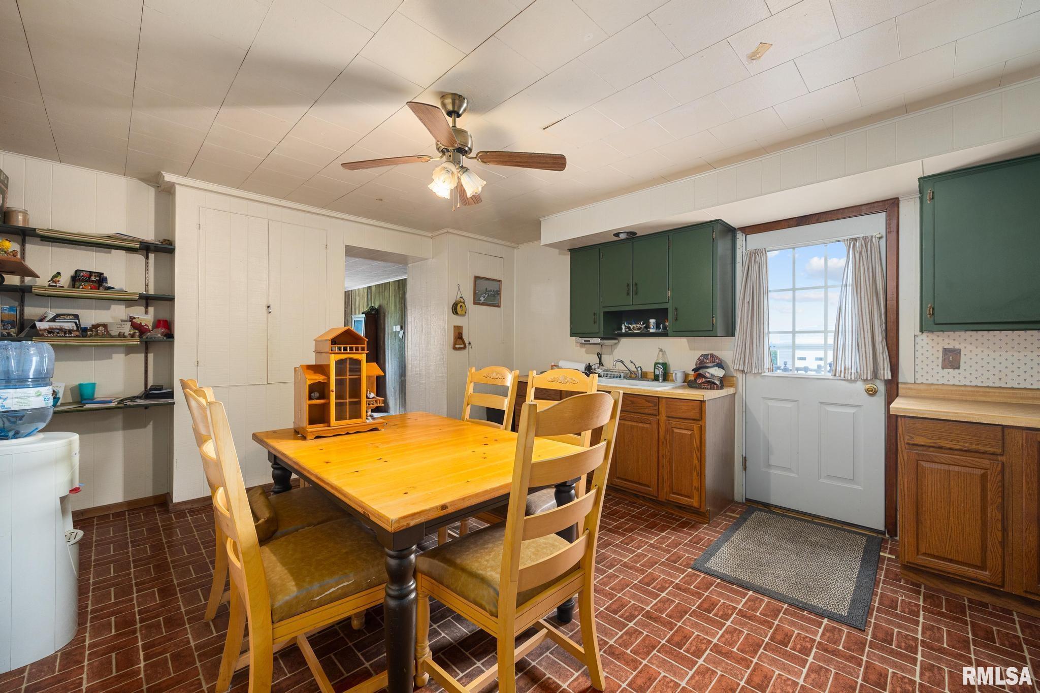 1014 Bricktown Road Lowpoint, IL 61545 - Photo 28 of 65