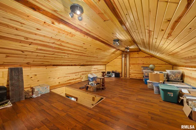 $599,000 | 1014 Bricktown Road, Lowpoint, IL 61545