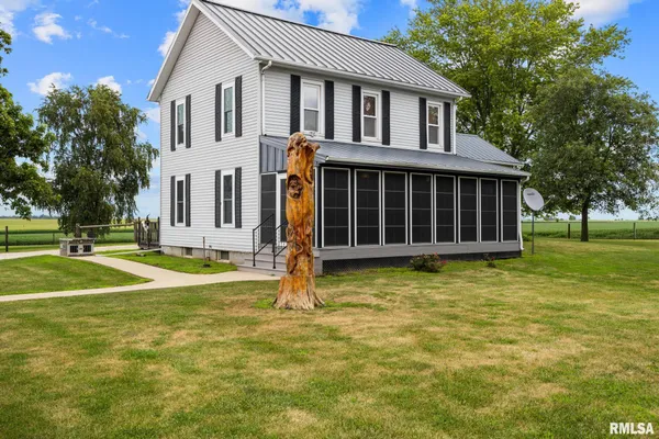 $599,000 | 1014 Bricktown Road, Lowpoint, IL 61545