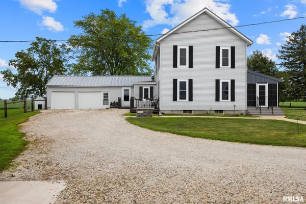 $599,000 | 1014 Bricktown Road, Lowpoint, IL 61545