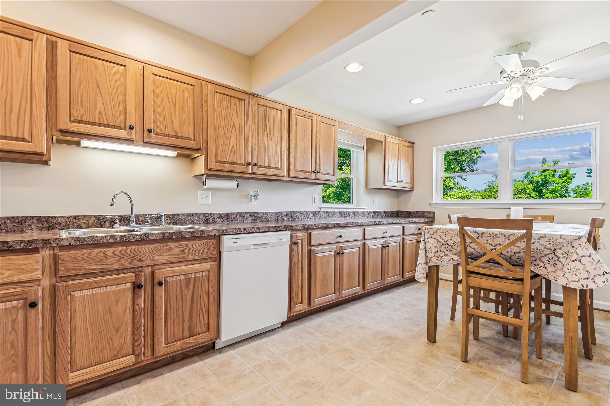 2102 Woodview Road Finksburg, MD 21048 - Photo 13 of 54