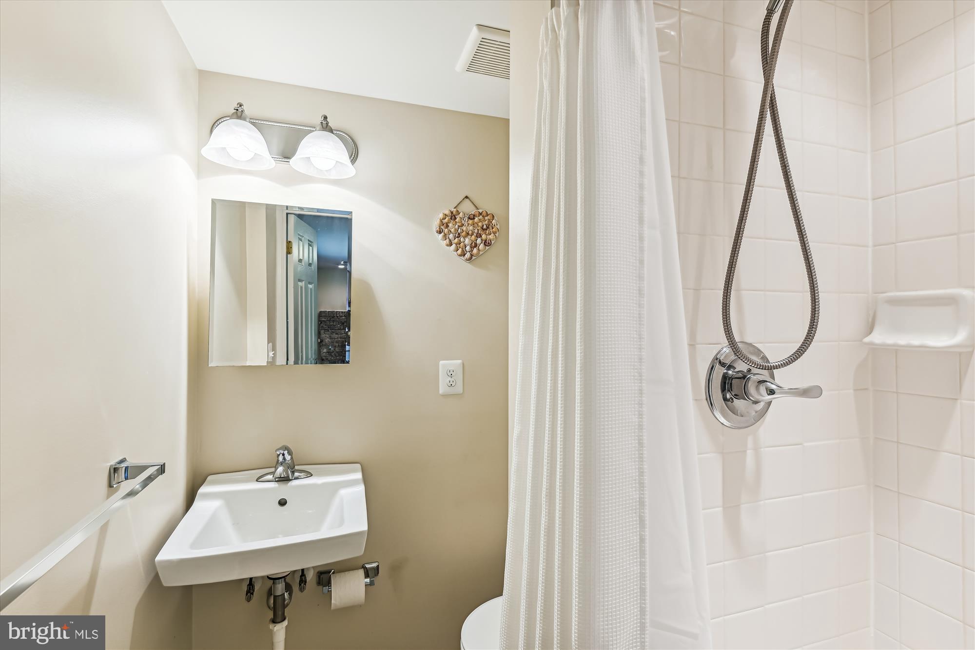 2102 Woodview Road Finksburg, MD 21048 - Photo 38 of 54